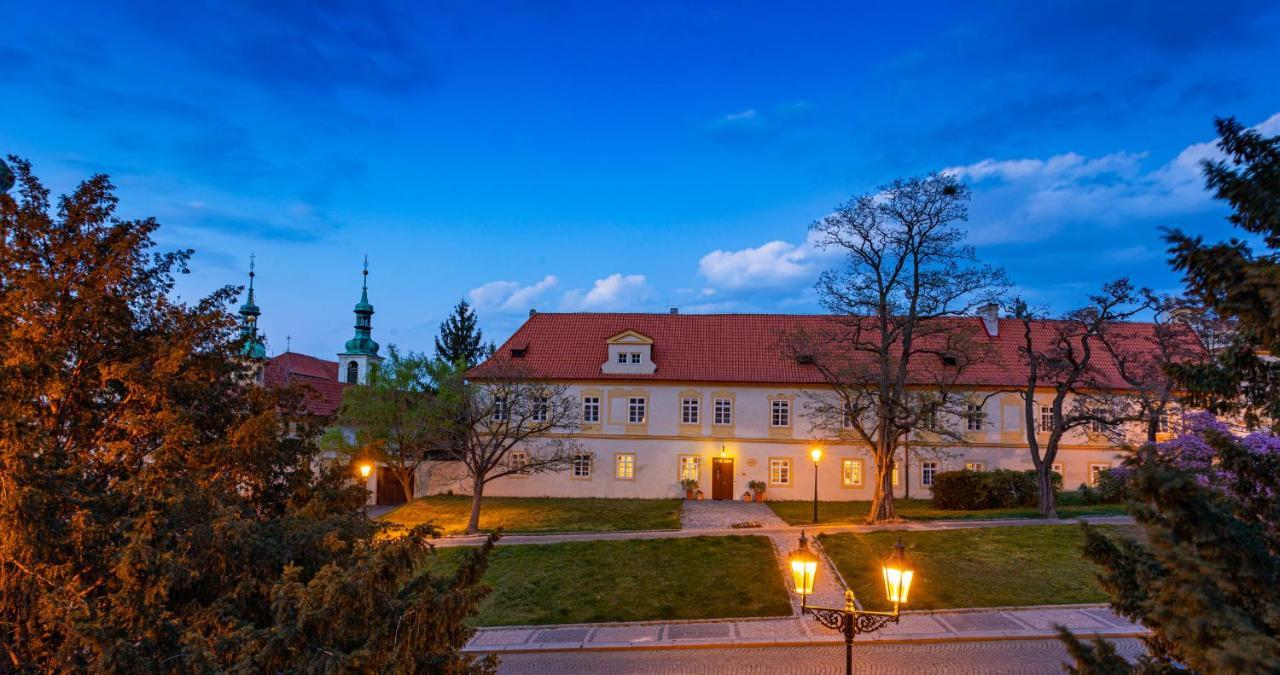 Loreta Hotel Prague Exterior photo