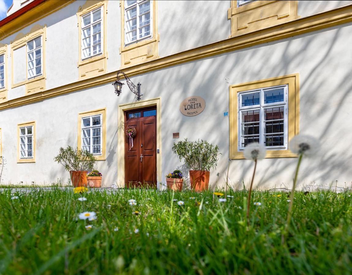 Loreta Hotel Prague Exterior photo
