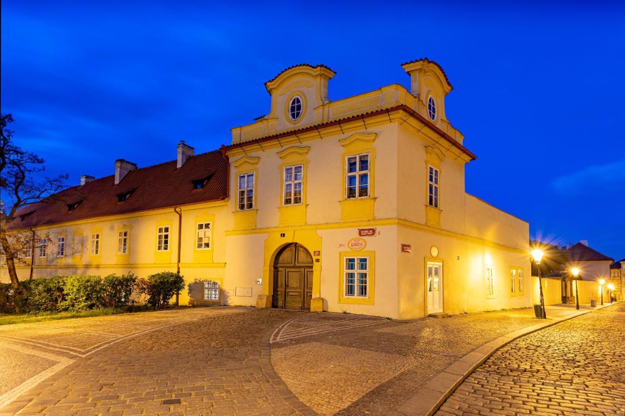 Loreta Hotel Prague Exterior photo